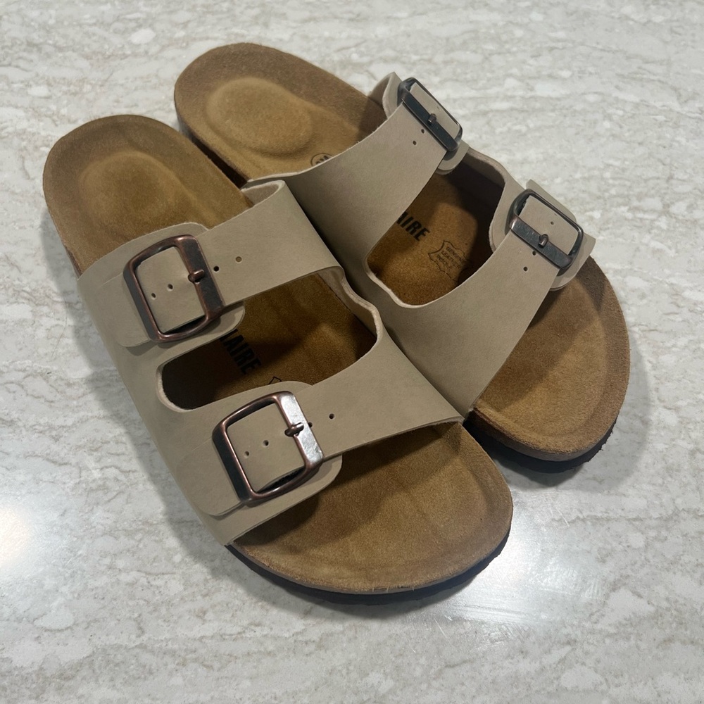 Cushionaire Woman’s Sandals